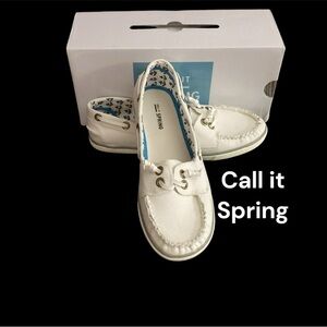 NIB CALL IT SPRING DECK SHOES BRIONNE WHITE SIZE 8